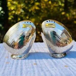 Vintage clam shaped salt and pepper shakers, silver plate, marked Japan